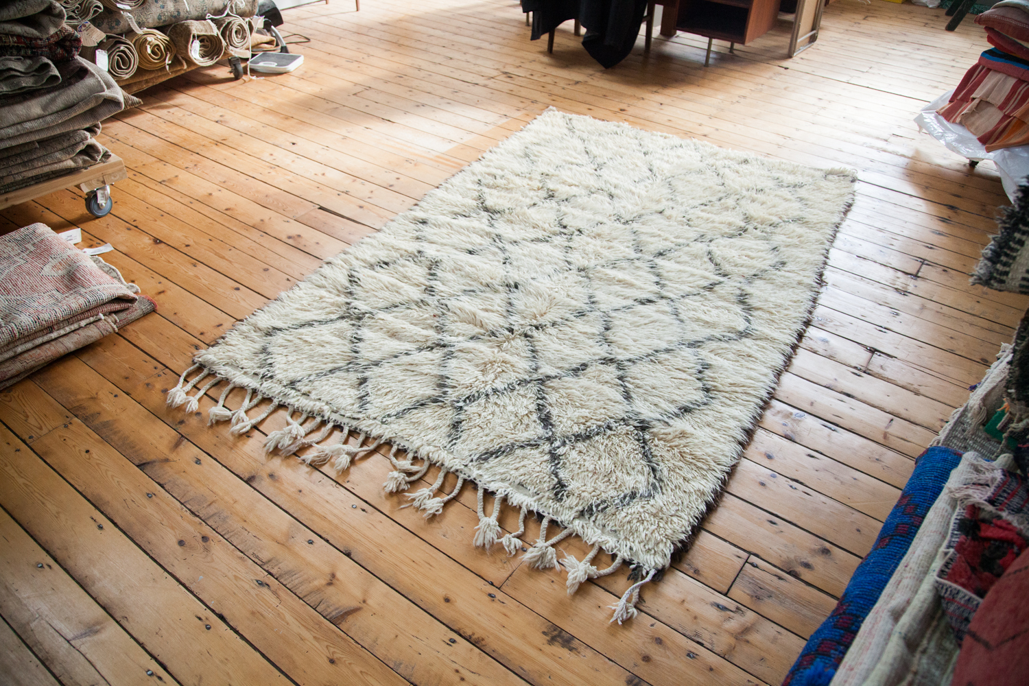 Boucherouite Azilal rugs vintage rugs 190x100cm Fabulous Moroccan rugs Bohemian area rugs Tuareg mats Handwoven berber Beni ourain