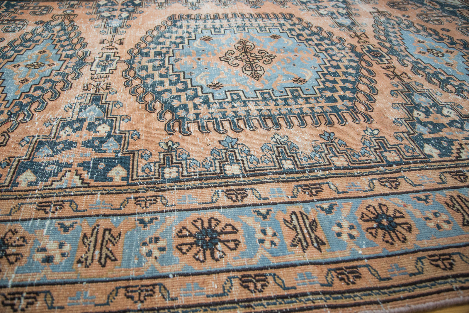 Vintage Persian Veece